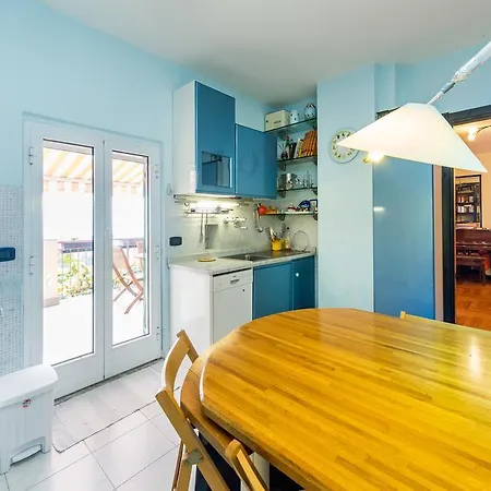 Parkbeach Hill
